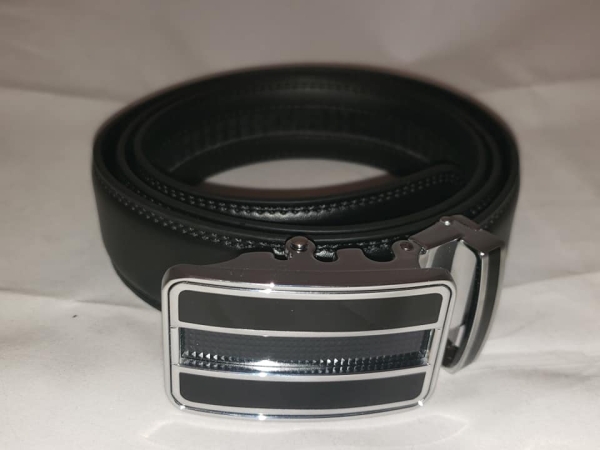 Holeless Belt - Black - up to 44" waist - trim to fit